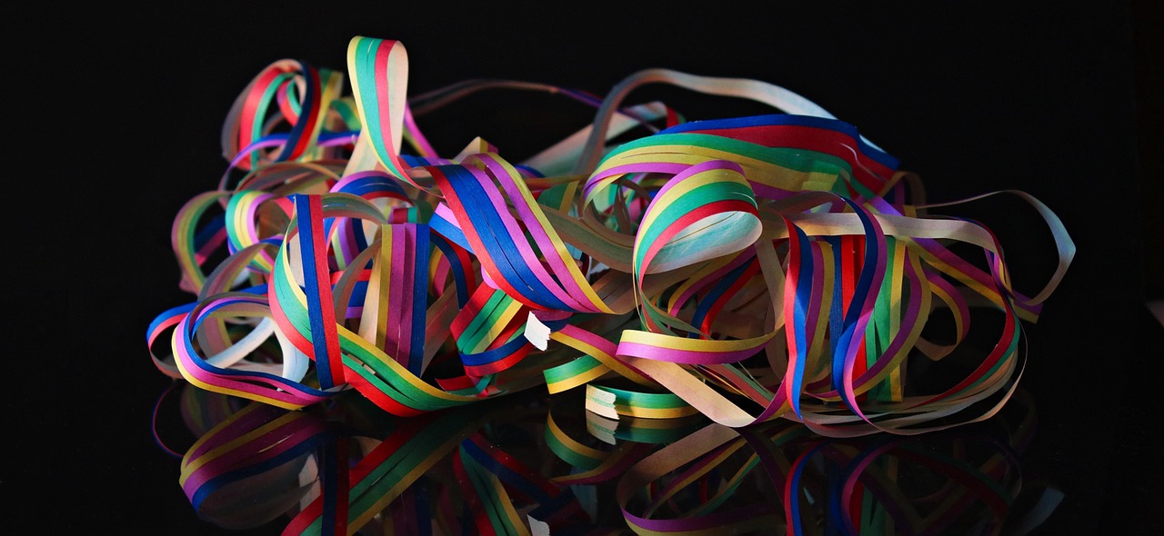 Den fest alle stadig taler om streamer, carnival, party, multicoloured, fun, deco, party items, coloured, to celebrate, partyaritkel, colorful, carnival, carnival, carnival, carnival, carnival, party, party, party, party, fun, colorful